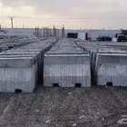 حواجز خرسانيه وزينة حدائق