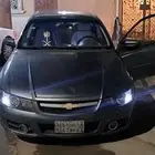 وسيط لبيع السيارات