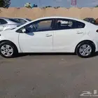 سياره كيا للايجار شهر ماشاء نضيفه مرا