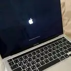 ابل ماك بوك برو