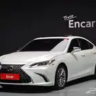 ES300 - لكزس