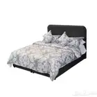 سرير نفرين اسود بالاضافة الى مرتبة مقارب للصورة