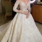 فستان زفاف فخم للبيع   لبس مره وحده بس