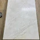 طاوله ارضي 50 ريال