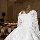 فستان زواجي نظيف ومرتب ينلبس Sو M
