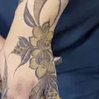 نقش حناء ثقيل وناعم موقعنا الدمام حياكم الله