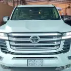 تويوتا لاند كروزر VXR