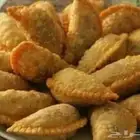 مفرزنات ومخبوزات سمبوسه لحم ودجاج وجبن فقط