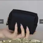 شنطة مكياج صغيرة