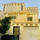 لاتفوتك الفرصه للبيع فله درج داخلي شقتين طويق