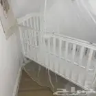 سرير اطفال مع مرتبه
