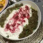 سلطات ومحاشي في الحمراء