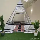 خيام هرمي شفاف