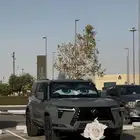 شماسة سيارة برسمة عيون كرتونية مميزة