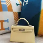 طبق الأصل جزم شنط كعب