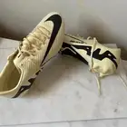 بوت نايك اصلي للبيع