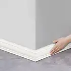 نعلة جدار