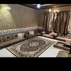 مجلس أرضي شبه جديد