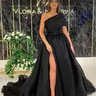 فستان زواج اسود منفوش