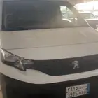 للبيع سيارة بيجو بارتنر 2022