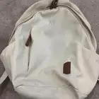 شنط ظهر مدرسيه