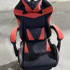 كرسي قيمنق ب 150   تراه جديد لكنه مركب