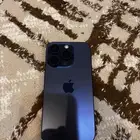 ايفون 15 برو كحلي 256 قيقا اخو جديد وعليه حماية شاشه