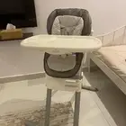 كرسي طعام للأطفال