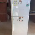 ثلاجة للبيع