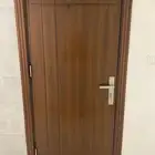 باب خشب جديد