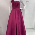 فستان طويل نفس الموديل لكن اللون فقط أحمر ملبوس مره