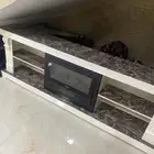 مكتبه تلفزيون او صاله