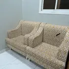 كنب نفر 2حبه نضيف سبب البيع نقلت بيت جديد مستغنيه عنه