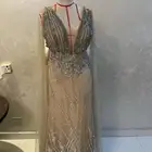 فستان للبيع
