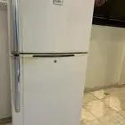 ثلاجات للبيع