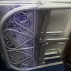 سرير حديد