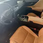 لكزس es هايبرد 2023