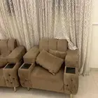 جميع اللي بالصورة للبيع والسعر قابل للتفاوض.