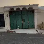 مستودعات للتخزين والشركات والمطوفين الفنادق