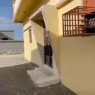 بيت للايجار مع حوش وملحق في تندحه