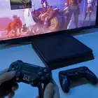للبيع بلاستيشن شغال مع اليد