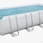 مسبح منزلي كبير