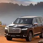 جيب جديد اللون اسود لاندكروزر للمشاوير الخاصه