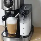 صانعة قهوة