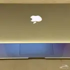 ماك بوك مستخدم