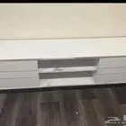 مكتبه تلفزيون. طويله. ب100ريال