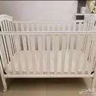 سرير أطفال ماركة جيجلز