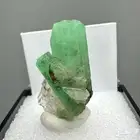 زمرد خام طبيعي واوبال قطعه فاخره