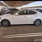 is 300 للبيع جاهزة للنقل