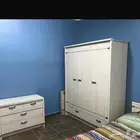 للبيع غرفه نوم 5 قطع من مفروشات المطلق بحاله جيده